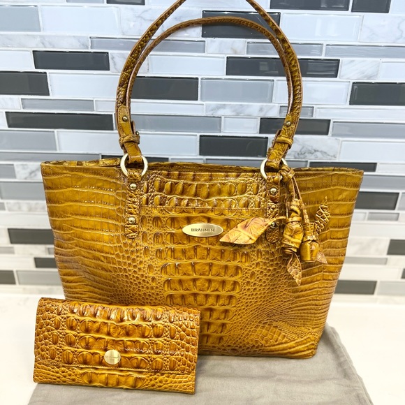 Brahmin Handbags - BRAHMIN ALDEN MELBOURNE LEATHER TOTE AND MATCHiNG CHECKBOOK WALLET